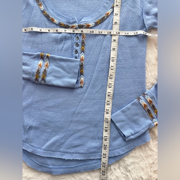 WE THE FREE Rainbow Embroidered Thermal Long Sleeve Top Size XS - Picture 5 of 7